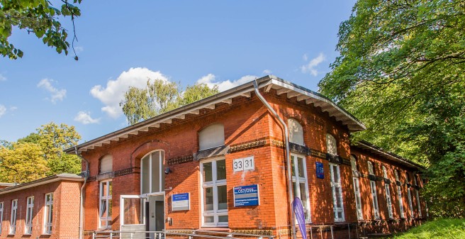 Allgemeinmedizin O57 blauer Himmel