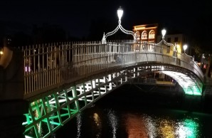 Hapenny Bridge