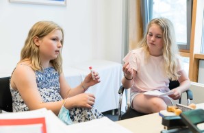 Unsere zwei Kinderreporterinnen Lena und Sophia