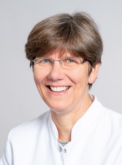 Dr. Gabriele Escherich 