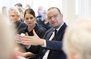 Besuch Gesundheitsminister Spahn