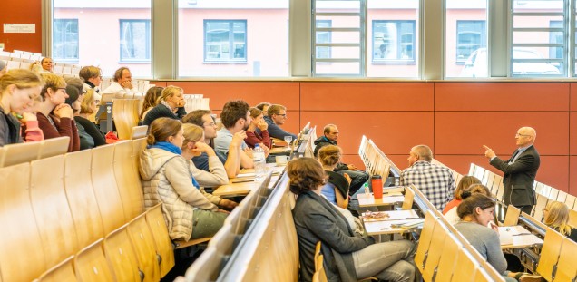 Im Hörsaal Campus Lehre UKE