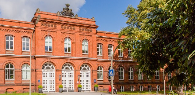 Verwaltungsgebäude O35